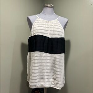 NWOT Express Ladies Black And White Sleeveless Blouse.  Size Large.
